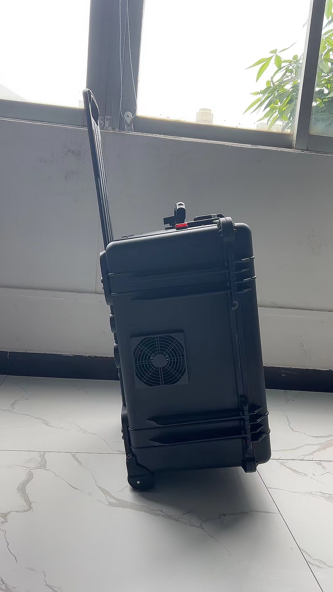 漳平手拉箱型移动通信干扰器